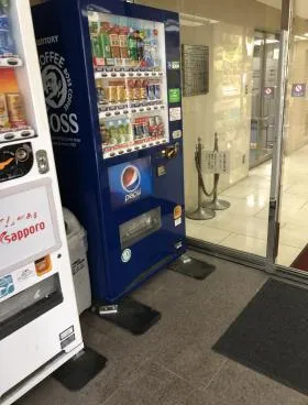 更生保護会館の外観