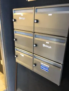 ブルックライズ東京ビルの外観