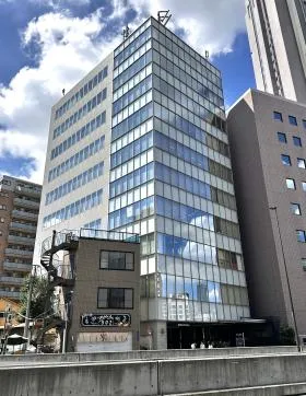 A-PLACE代々木ビルの外観
