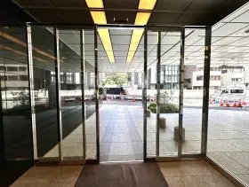 A-PLACE代々木ビルの外観