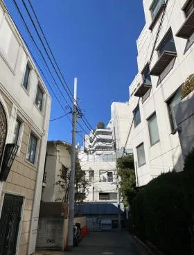 M.A RESIDENCE MINAMIAOYAMAビルの外観