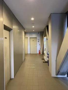 理研機器浜松町ビルの外観