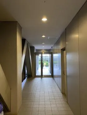 理研機器浜松町ビルの外観