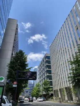 南新宿SKビルの外観