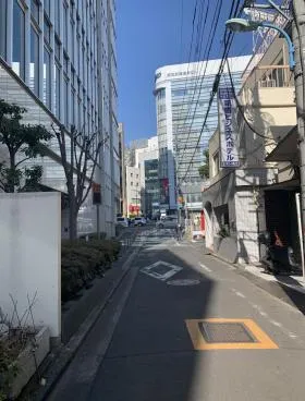 ヒロノビルの外観