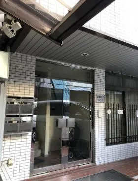 第12信興ビルの外観