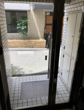 吉村ビルの外観