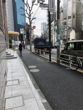代々木ビルの外観