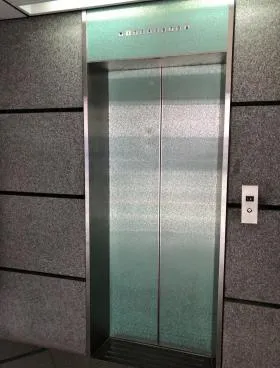 水道橋駅ビルの外観