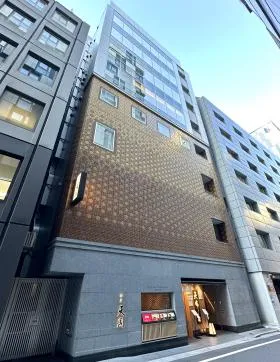 銀座露木ビルの外観