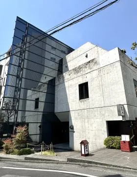 代々木市川ビルの外観