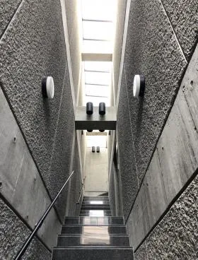 Rizビルの外観