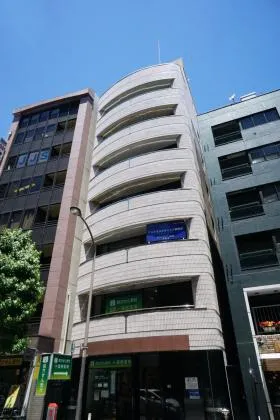 津多屋ビルの外観
