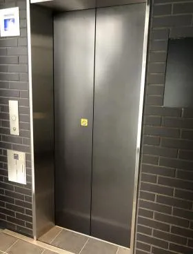 NISSEI SHINJUKU Bldg.ビルの外観