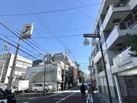 NISSEI SHINJUKU Bldg.ビルの外観