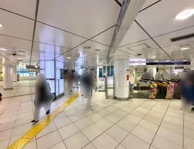 新宿三丁目駅