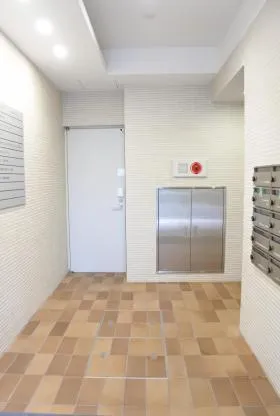 淡路町MHアネックスビルの外観