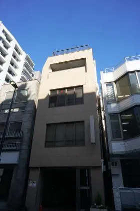 小澤印刷ビルの外観