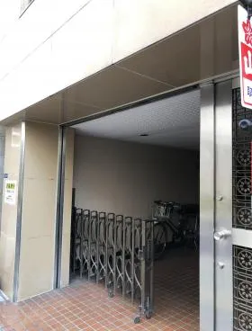 小澤印刷ビルの外観