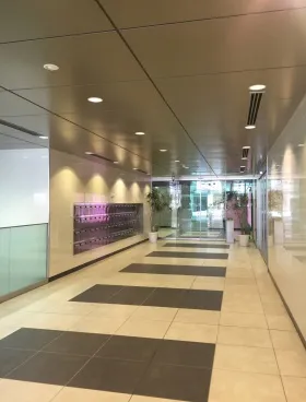 柳屋ビルディングの外観