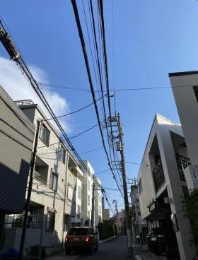 神宮前くらはしビルの外観