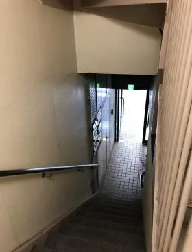 HTT人形町ビルの外観