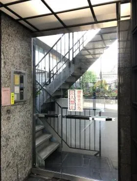 青山但馬屋ビルの外観