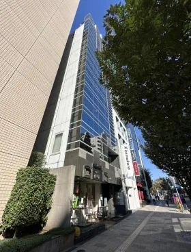 青山但馬屋ビルの外観