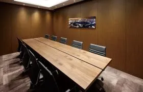 大手町パーク(プレミアムオフィス)ビルの外観