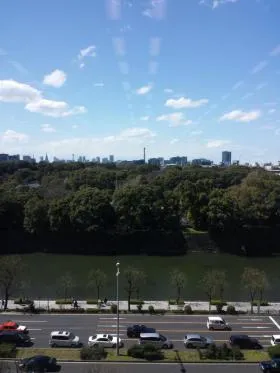 大手町パーク(プレミアムオフィス)ビルの外観
