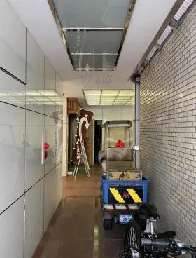 正直屋ビルの外観