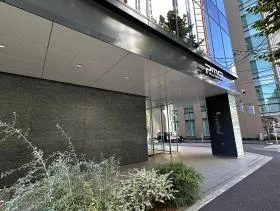 PMO神田万世橋の外観