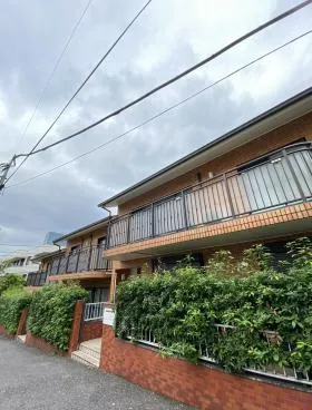 アビターレ表参道ビルの外観