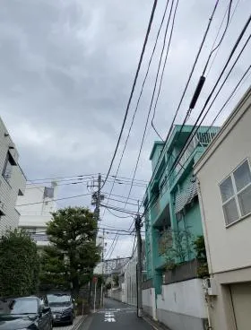 アビターレ表参道ビルの外観