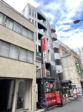 東成ビルの外観