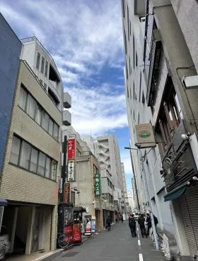 東成ビルの外観