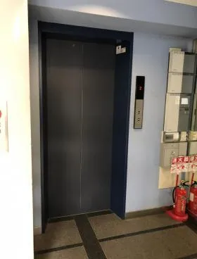 日本橋ウィンテルビルの外観