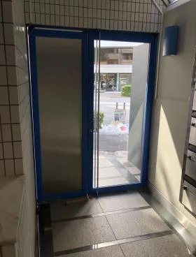 日本橋ウィンテルビルの外観