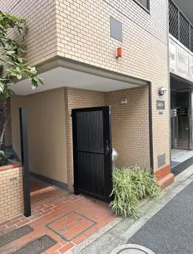 山崎ビルの外観