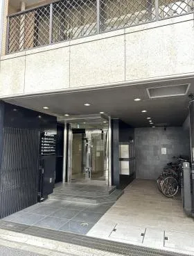 山崎ビルの外観