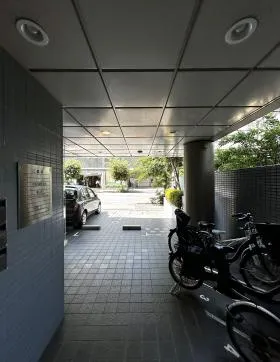 ウィン市ヶ谷ビルの外観