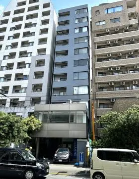 ウィン市ヶ谷ビルの外観
