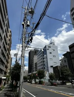 ウィン市ヶ谷ビルの外観