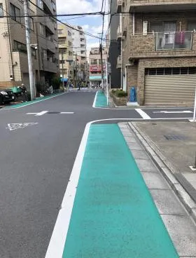 一海ビルの外観
