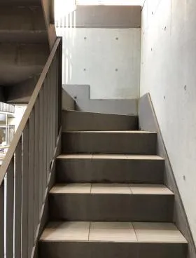Roofビルの外観