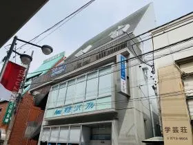 Roofビルの外観