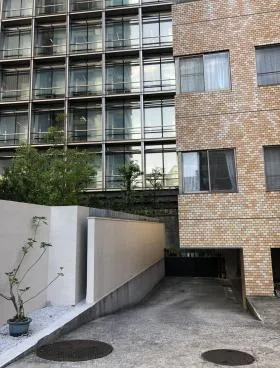 マンションカサベラビルの外観