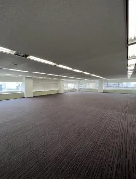 あいおいニッセイ同和損保新宿ビルの外観