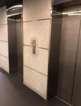 パークサイド1ビルの外観