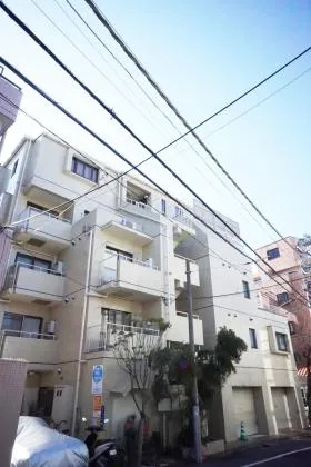 パーク代々木上原ビルの外観